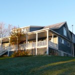 Exterior view of the Lumber Baron's house in Haileybury. / Vue d era Maison des barons forestiers à Temiskaming Shores