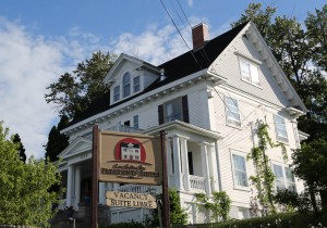 Presidents' Suites Villa in Haileybury - a location for your corporate stay, meeting, retreat