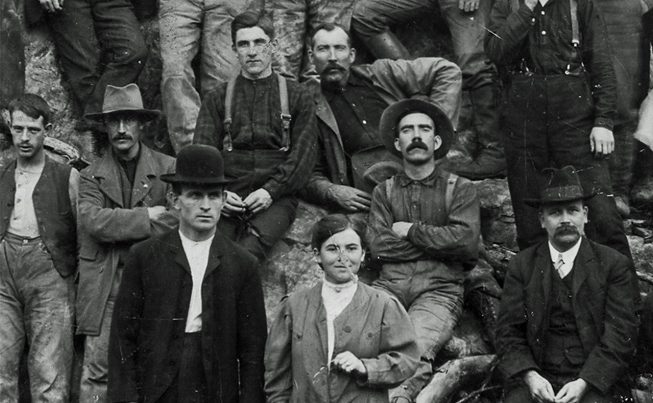 Cobalt Group in 1909. Real historical characters are used in our Presidents' Suites activities / Groupe de Cobalt en 1909. De vraies personnages historiques sont utilisés lors des activités des Suites des Présidents