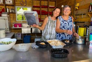 Préparation de repas glamping